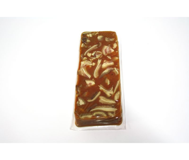 Oreja en salsa roja (1 caja de 6 kg)