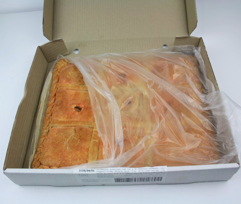 Empanada cocida atún (1 caja de 1,6 kg)