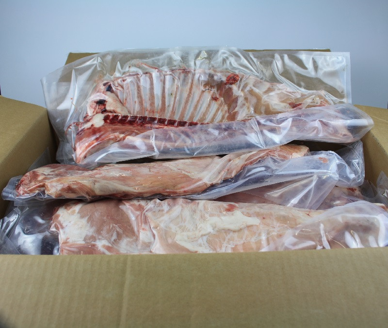 Carré de lechal 0,9 - 1 kg/pieza (6 unidades en una caja)