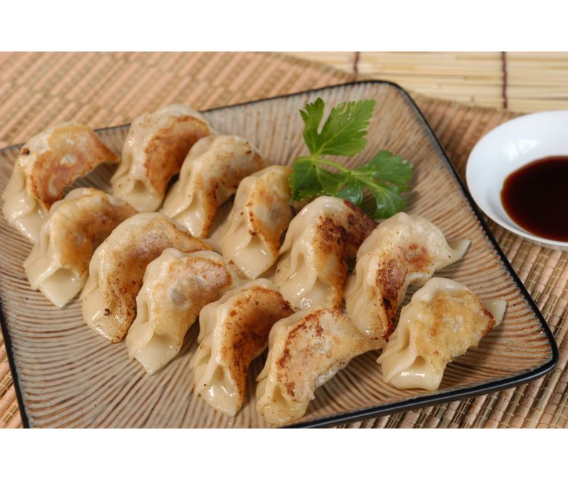 Gyozas de pollo y fungus (1 caja de 3 kg)